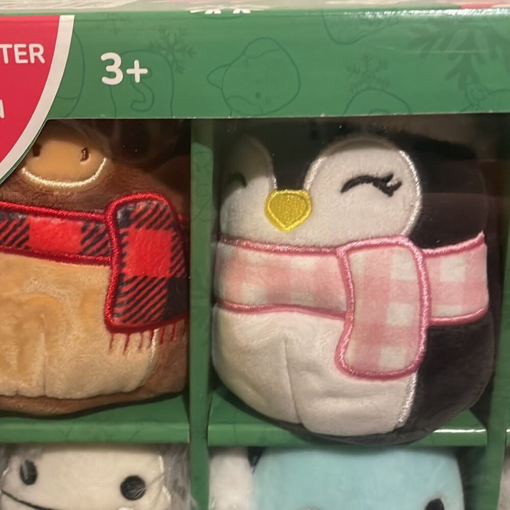 SQUISHMALLOWS 4” 2022 Holiday Winter Plush Ornament Set - 8PK. Elvita, Avery NEW - Picture 4 of 7
